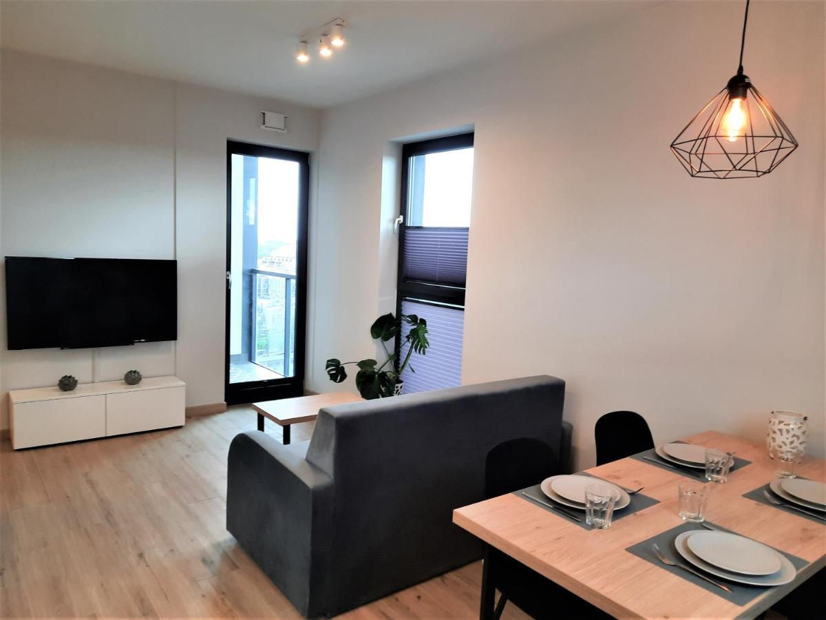 Mogilska Apartments Near Tauron Arena Krakau Buitenkant foto
